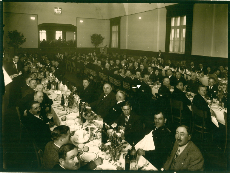 Congres Union Internationale des Producteurs et Distributeurs d'Energie Electrique 1936 - dineul oficial